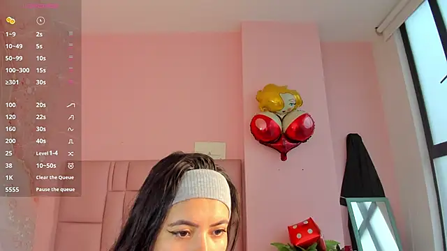 soyzarahtorres online show from November 24, 9:39 pm