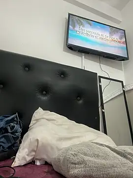 Zairaisak online show from February 8, 2:37 am