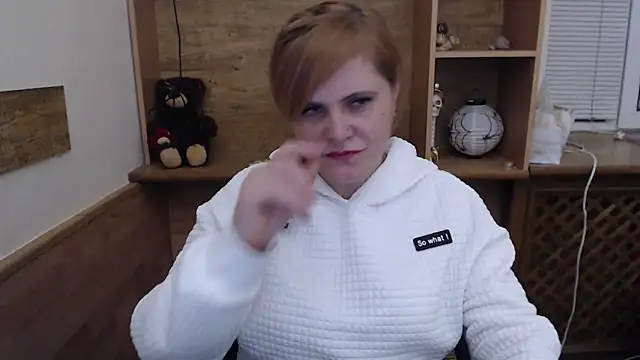 DaniellaKiss online show from March 25, 5:05 pm