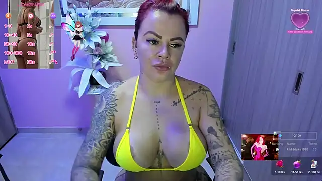 KAROL MILF online show from November 2, 4:10 pm