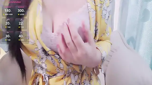 CN-Lily online show from December 5, 6:46 am