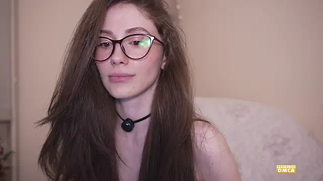 snowiie online show from May 15, 11:40 pm