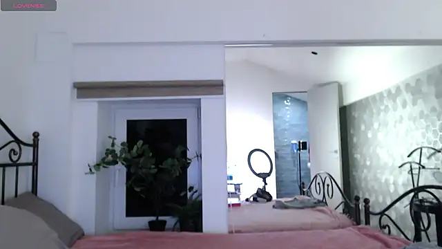 ElizaMayers online show from February 24, 5:00 pm