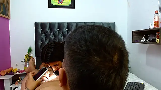 AntonellaAndNoah online show from March 26, 6:48 am