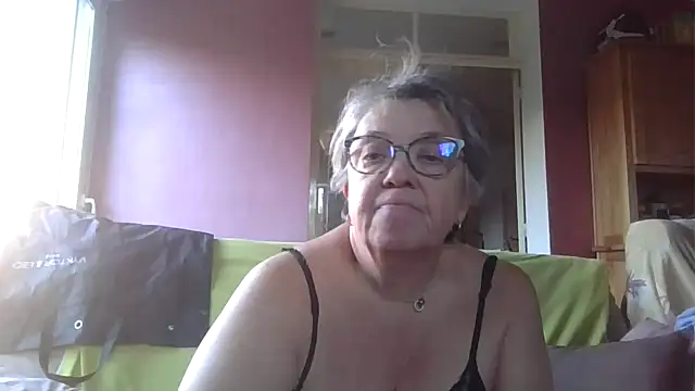 Vandeae44 online show from November 21, 3:47 pm