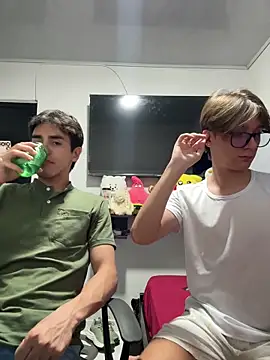 Alex and Fabian online show from May 16, 4:48 am