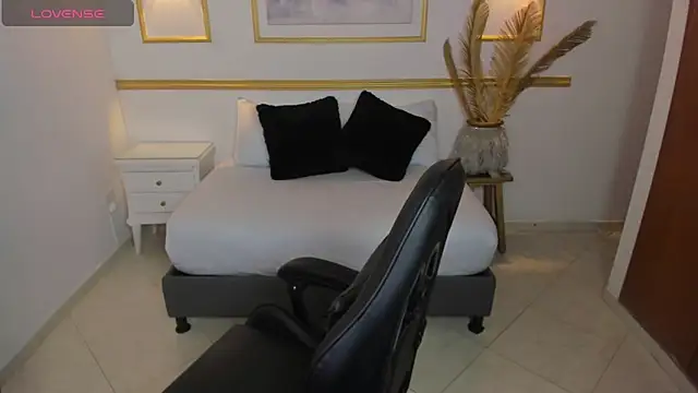 lia sexx19 online show from January 6, 2:15 am