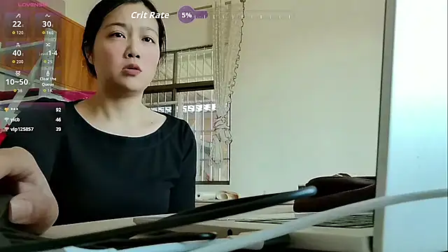 luoxuwen online show from November 22, 6:49 am