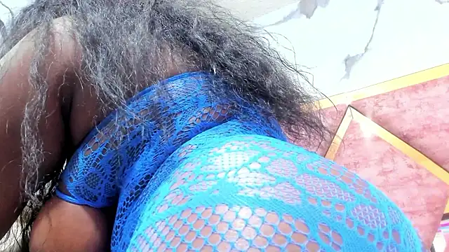 mia alvares online show from March 24, 11:37 am