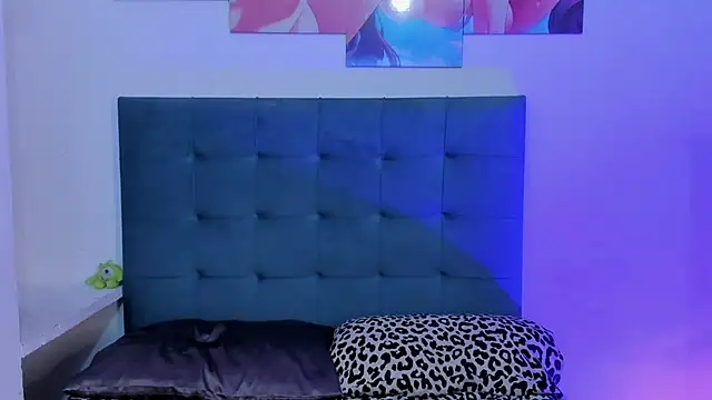 seline wolff online show from November 15, 1:17 am