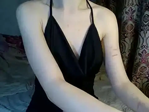 Rinne Sun online show from November 10, 5:30 pm