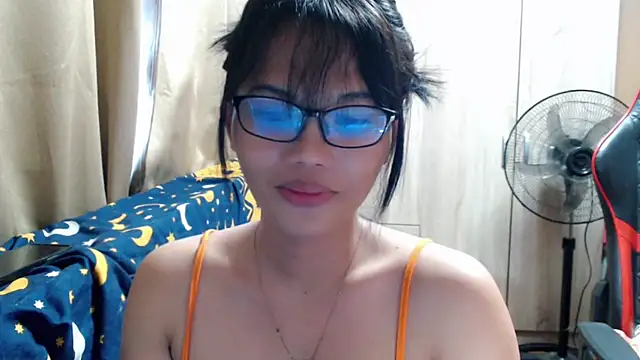 Altheaslut 69 online show from April 15, 6:36 am