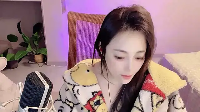 Daisy-77 online show from December 4, 6:19 pm