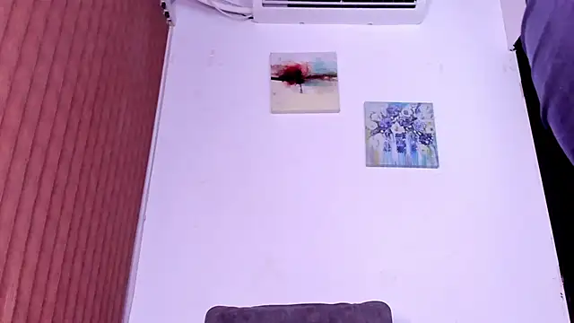 alondrabigtits online show from March 4, 11:39 am