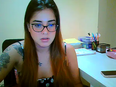 maliamiller online show from February 4, 12:30 pm