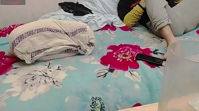 lisa Black00 online show from November 1, 6:45 pm