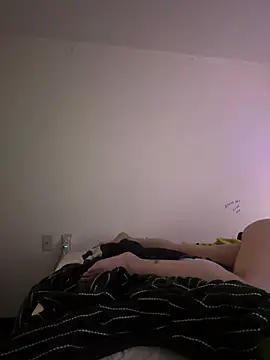 SunnyRays69 online show from March 2, 7:15 am