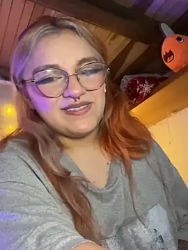 SophiaWeestt99 online show from February 3, 6:40 am