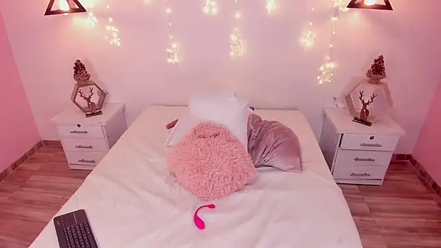 Katta Gil online show from December 2, 1:46 pm