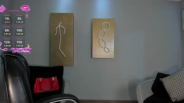 RebeccaHudson online show from March 18, 7:52 pm