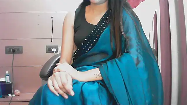 collage hoty online show from January 8, 9:57 am