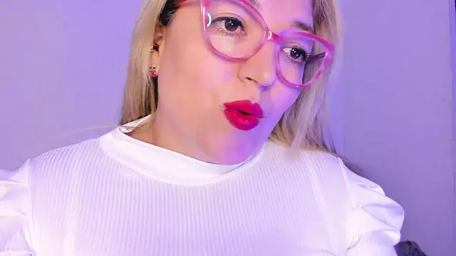 Naty Mature  online show from November 2, 8:23 pm