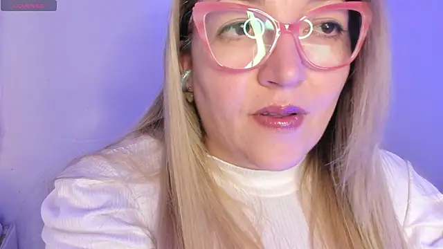 Naty Mature  online show from March 31, 7:25 pm