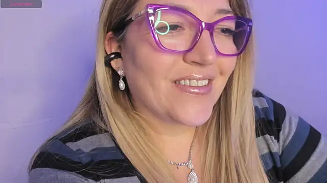 Naty Mature  online show from May 16, 1:19 am