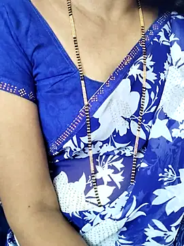 Snapshot of anuradha1432 chatting on September 22, 8:35 am anuradha1432 online show from September 22, 8:35 am