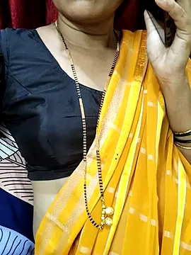 Snapshot of anuradha1432 chatting on November 1, 5:06 pm anuradha1432 online show from November 1, 5:06 pm