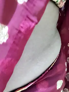 Snapshot of anuradha1432 chatting on September 16, 9:50 am anuradha1432 online show from September 16, 9:50 am