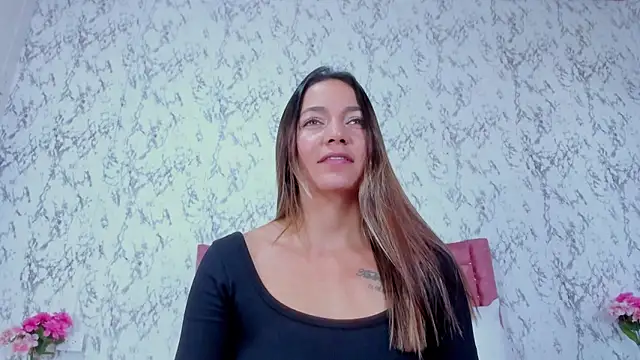 Mia Malkovaa  online show from November 25, 4:31 pm