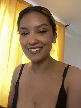 baby lizy online show from October 17, 8:45 pm