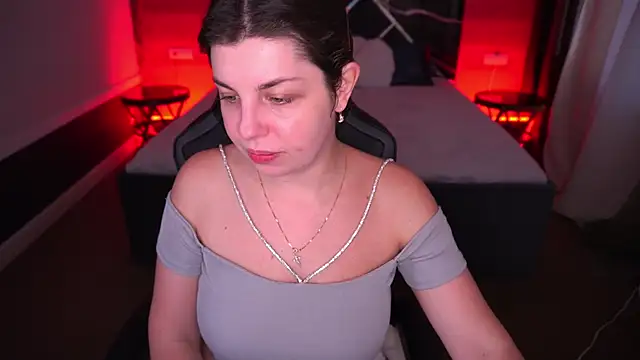 MirandaWong online show from October 23, 5:02 am