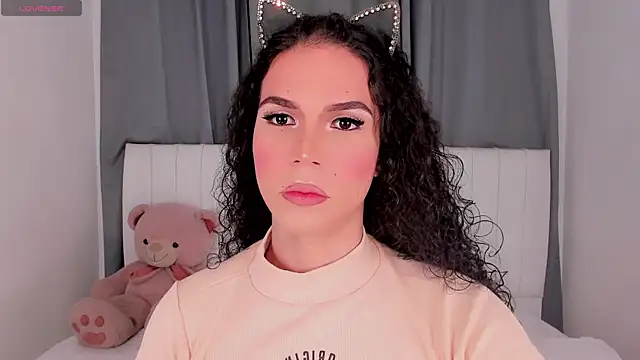 Snapshot of gatitavenecis chatting on October 3, 2:22 pm gatitavenecis online show from October 3, 2:22 pm