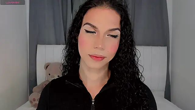 Snapshot of gatitavenecis chatting on October 2, 2:11 pm gatitavenecis online show from October 2, 2:11 pm
