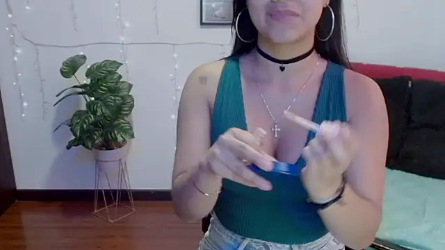 NatalyEscobar lx online show from May 29, 2:59 pm