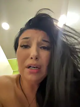 Tisha Busty online show from April 20, 6:11 pm