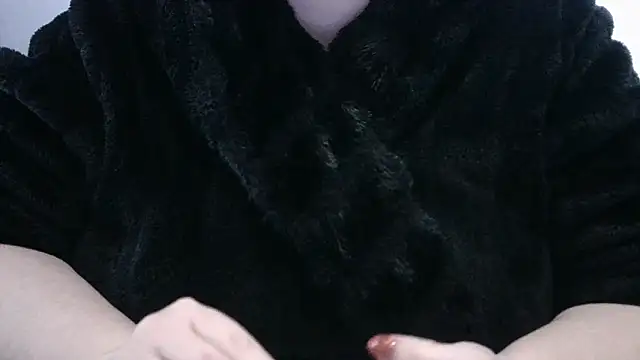 busty-bella1 online show from November 5, 11:04 am