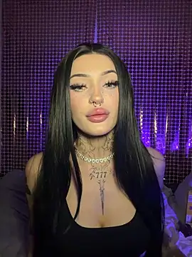 madelinexx online show from January 5, 5:27 pm