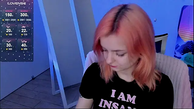 Fire Bestie online show from November 20, 2:07 pm