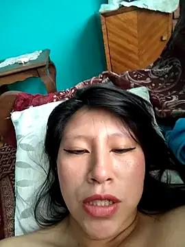 Snapshot of Giviper1 chatting on September 24, 1:21 pm Giviper1 online show from September 24, 1:21 pm