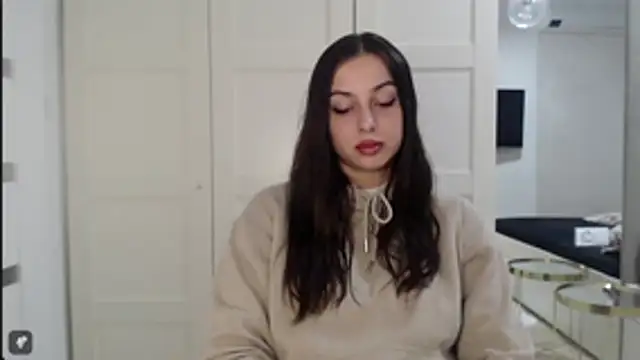 courtneyPerfect online show from November 3, 3:16 pm