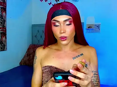 Snapshot of Ambarhilton chatting on September 23, 10:30 pm Ambarhilton online show from September 23, 10:30 pm