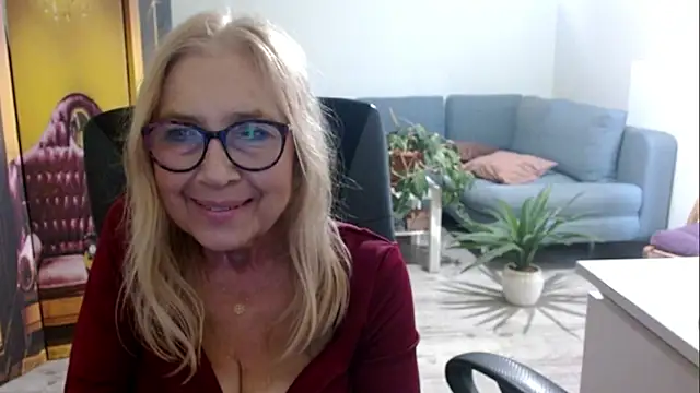 sofia xkiss online show from October 9, 2:54 pm