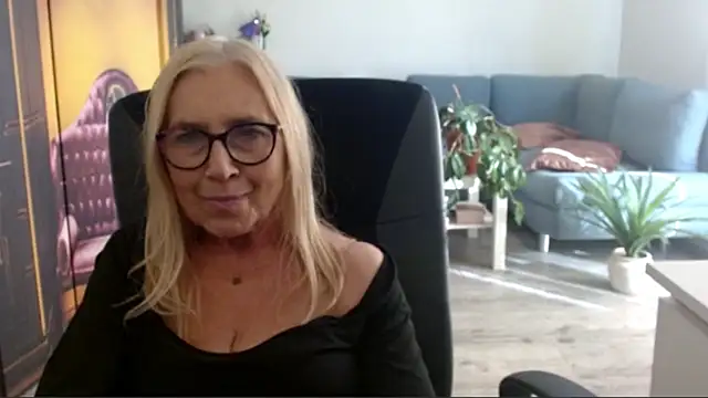 sofia xkiss online show from September 20, 2:26 pm