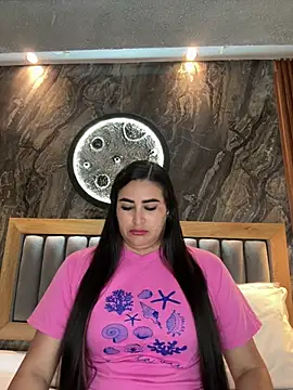 BellaPeers  online show from March 15, 1:02 pm