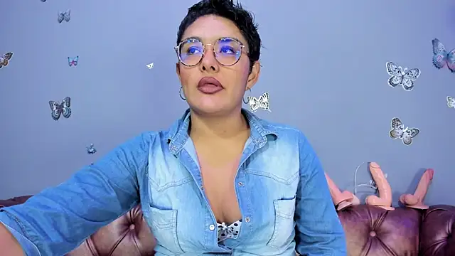 Kaira mosse online show from November 20, 12:17 pm