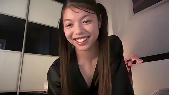 DesiredHoney online show from June 21, 4:11 pm