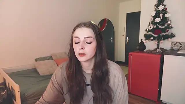 Celeste Off online show from December 17, 4:33 pm